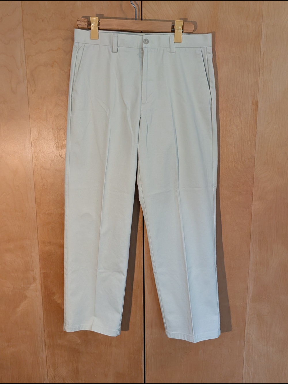 Dockers Light Cream/White Men's Dress Pants